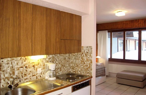 Vex Apartment | Lovely apartment for 3 guests with WIFI, pool, TV and pets allowed
