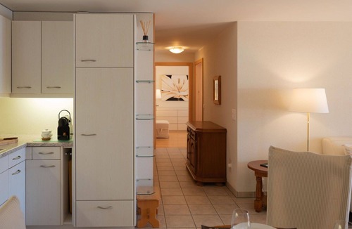 Saanenmoeser Apartment | Lovely apartment for 4 people with WIFI, TV, balcony and pets allowed