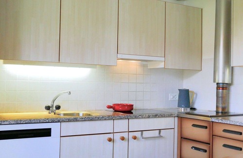 Aquila Apartment | Lovely apartment for 4 guests with WIFI, TV, balcony and pets allowed