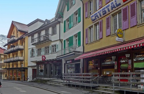 Wengen Apartment | Lovely apartment for 4 guests with WIFI and TV