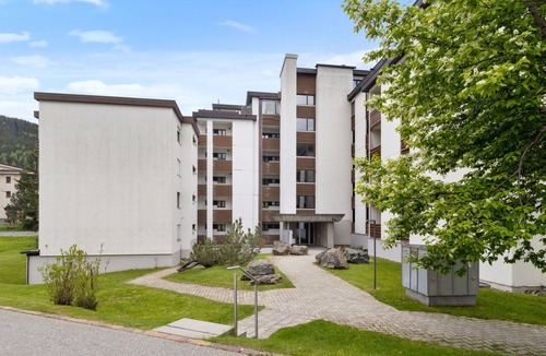 Davos-Dorf Apartment | Lovely apartment for 6 people with pool, WIFI, TV and balcony
