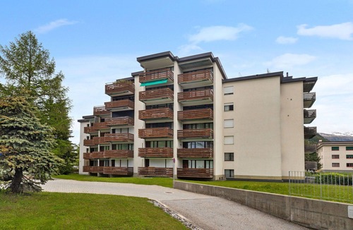 Davos-Dorf Apartment | Lovely apartment for 6 people with pool, WIFI, TV and balcony