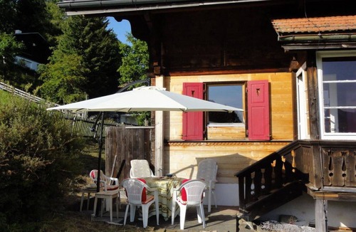Schoenried Apartment | Lovely apartment for 7 guests with WIFI, balcony, pets allowed and parking