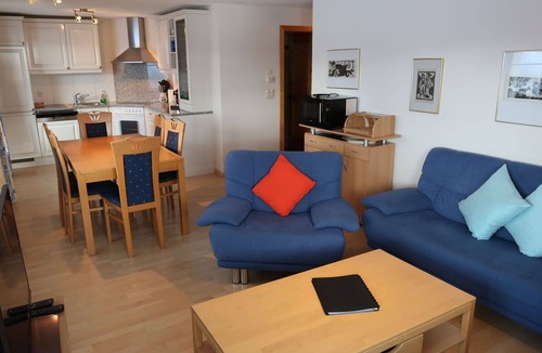 Riom-Parsonz Apartment | Lovely apartment for 8 guests with WIFI, TV, terrace, pets allowed and panoramic view