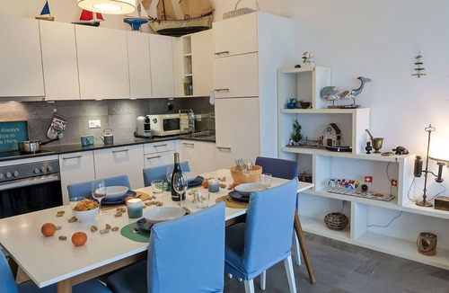 Bouveret Apartment | Lovely apartment for 4 guests with WIFI, TV, balcony, pets allowed and panoramic view