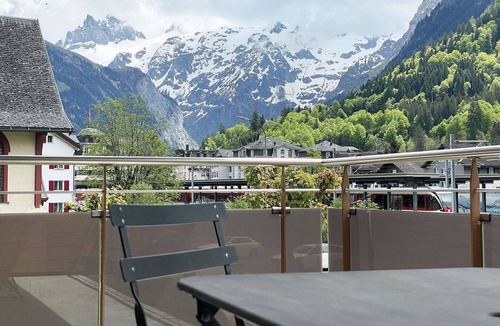 Engelberg Apartment | Lovely apartment for 2 guests with WIFI, TV, balcony and pets allowed