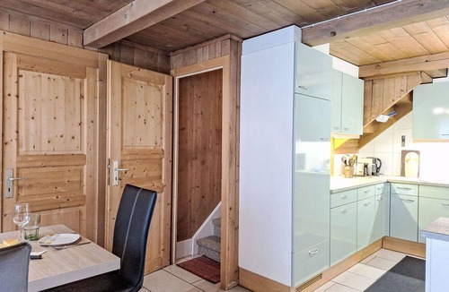 Lauterbrunnen Apartment | Lovely apartment for 4 people with WIFI, TV, terrace, pets allowed and panoramic view