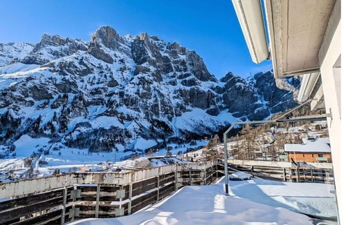 Leukerbad Apartment | Lovely apartment for 4 guests with WIFI, TV and balcony