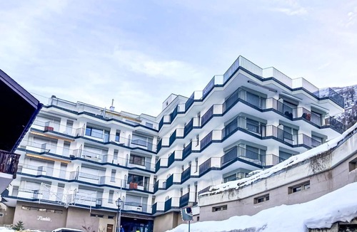 Leukerbad Apartment | Lovely apartment for 4 guests with WIFI, TV and balcony
