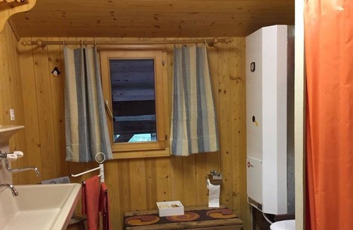 Oberwil im Simmental Apartment | Lovely apartment for 5 people with WIFI, balcony and parking