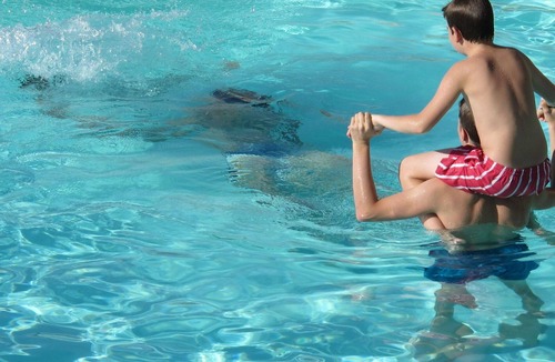 Chambonas Apartment | Lovely apartment for 6 people with pool, WIFI, TV, terrace and pets allowed