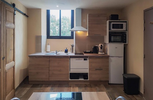 Saint-Chinian Apartment | Lovely apartment in Saint Chinian