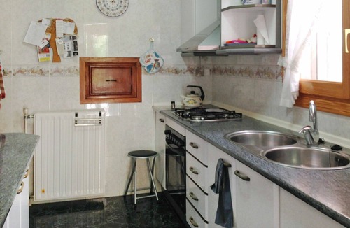 Old Town House | Lovely apartment in villa for 4 guests with WIFI, private pool, terrace, pets allowed and parking