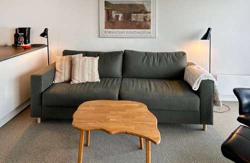 Sandvig Apartment | Lovely apartment in Allinge with WiFi