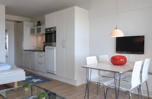 Sandkaas Apartment | Lovely apartment in Allinge with WiFi