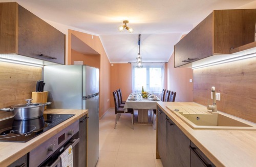 Cabrunici Apartment | Lovely apartment in Cabrunici with WiFi