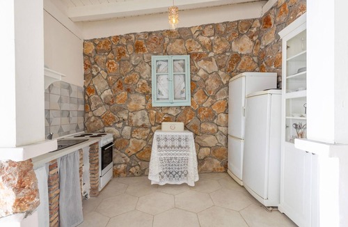 Klanfari Apartment | Lovely apartment in Dramalj with WiFi
