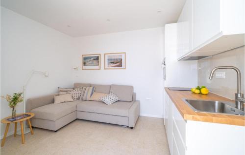Dubrovnik Apartment | Lovely Apartment In Dubrovnik With House Sea View