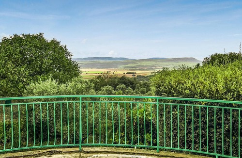 Ginasservis Apartment | Lovely apartment in Ginasservis