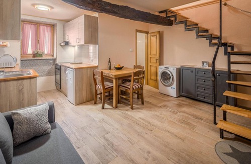 Groznjan Apartment | Lovely apartment in Groznjan
