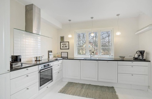 Gudhjem Apartment | Lovely apartment in Gudhjem with WiFi