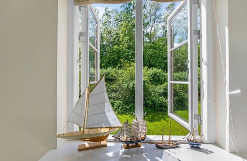 Gudhjem Apartment | Lovely apartment in Gudhjem with WiFi