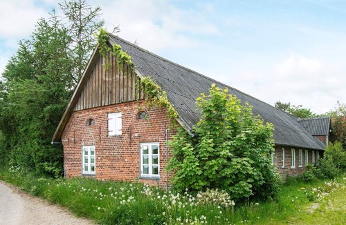 Hojer Apartment | Lovely Apartment in Højer with Barbecue