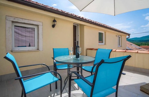 Veli Brgud Apartment | Lovely apartment in Veli Brgud with WiFi