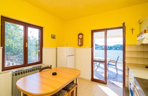 Zaton Apartment | Lovely apartment in Zaton mali with WiFi