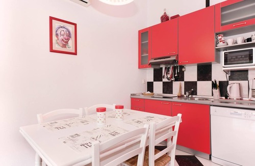 Jadrija Apartment | Lovely apartment in Jadrija with WiFi