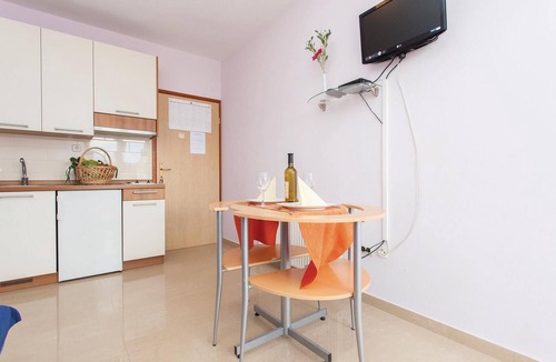 Kornic Apartment | Lovely apartment in Kornic with WiFi