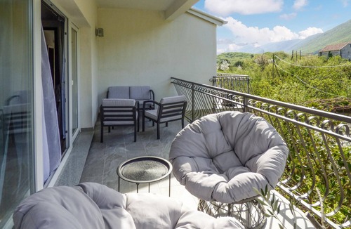 Kucice Apartment | Lovely apartment in Kucice with WiFi