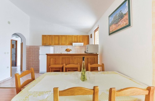 Kustici Apartment | Lovely apartment in Kustici with WiFi