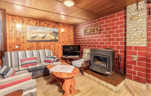 Breze House | Lovely Apartment In Ledenice With Wifi