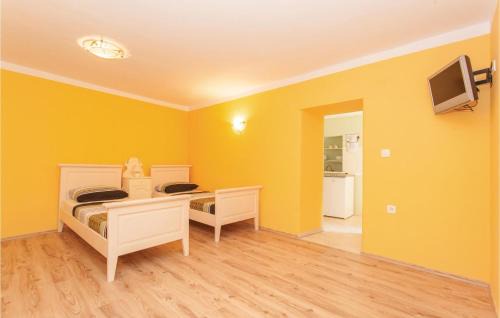 Omisalj Apartment | Lovely Apartment In Omisalj