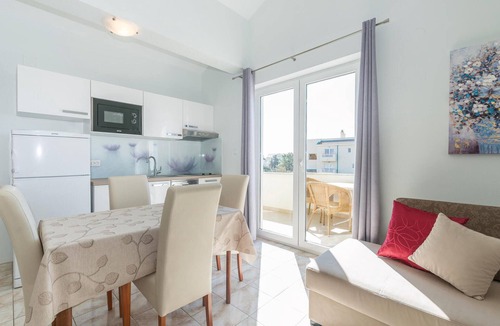 Povljana Apartment | Lovely apartment in Povljana