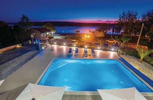 Punat Apartment | Lovely apartment in Punat with house sea view