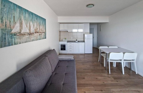 Rtina Apartment | Lovely apartment in Rtina with WiFi