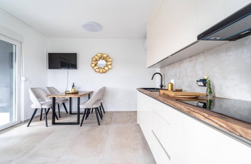Sukosan Apartment | Lovely apartment in Sukosan