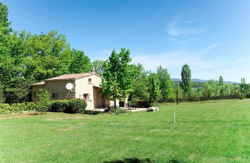 Sigonce Villa | Lovely apartment in villa for 2 people with A/C, pool, WIFI, TV, patio and pets allowed