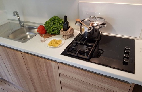 Zelena House | Lovely apartment in villa for 6 guests with WIFI, A/C, pool, TV and terrace