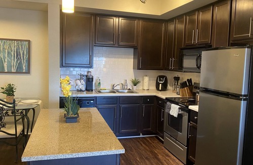 Cardinal Heights Apartment | Lovely Apartment Unit Near Hospitals