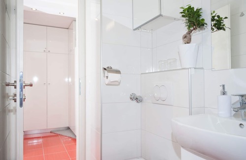 Zagreb Apartment | Lovely apartment with a terrace and a city view