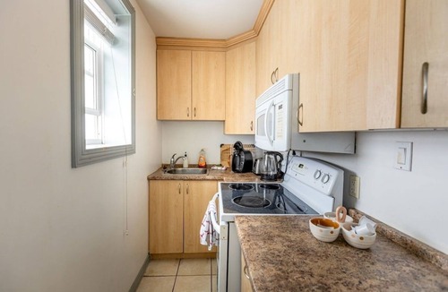 Byward Market - Parliament Hill Apartment | Lovely App Downtown Ottawa 29D