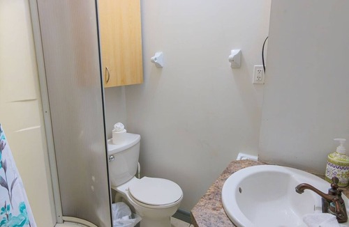 Byward Market - Parliament Hill Apartment | Lovely App Downtown Ottawa 29D