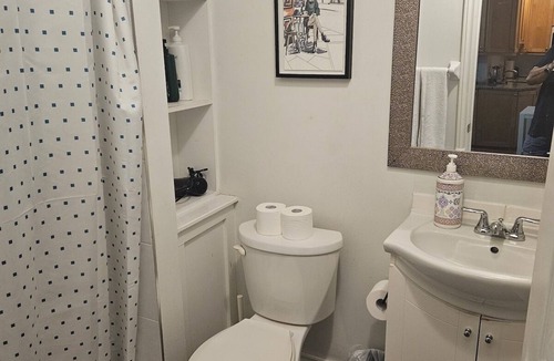 ByWard Market Apartment | Lovely App Downtown Ottawa 24D