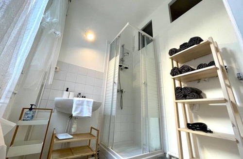 Danube Apartment | Lovely Appartment - Buttes Chaumont-pariszenith