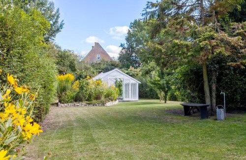 Assens Apartment | Lovely appartment in charming town house