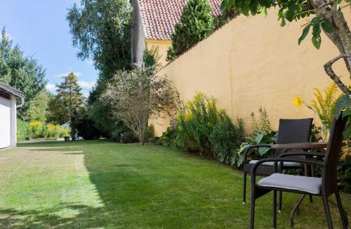 Assens Apartment | Lovely appartment in charming town house