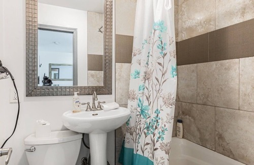 ByWard Market Apartment | Lovely Apt Downtown Ottawa 28D